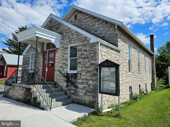326 W 5th St, Lewistown, PA 17044