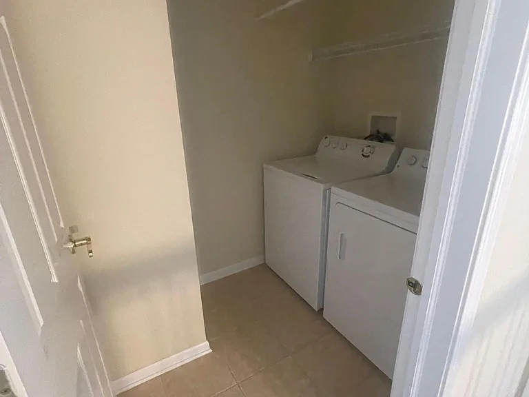 6034 Canterbury Ln #6034 — Photo 20