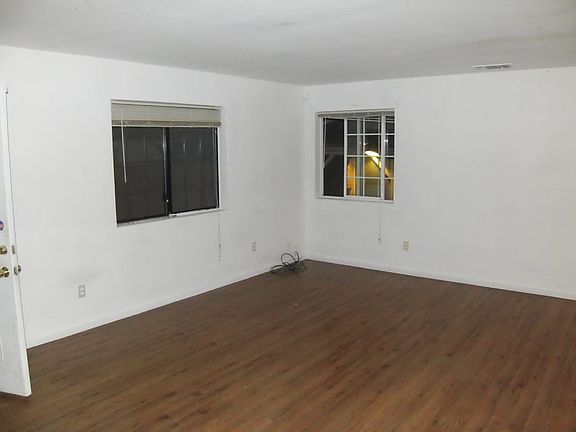 4th image of 1030 Opal Ln