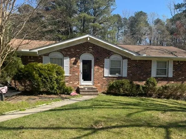 420 Dot Dr S, Atlanta, GA 30349