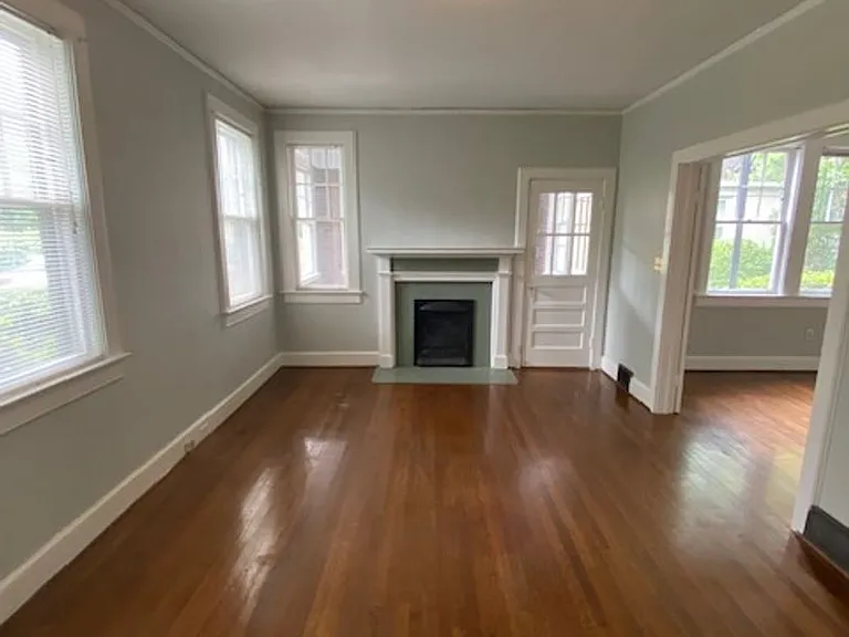 3204 Devereaux Rd — Photo 4