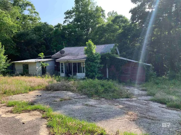 8690 Bryants Landing Rd, Stockton, AL 36579