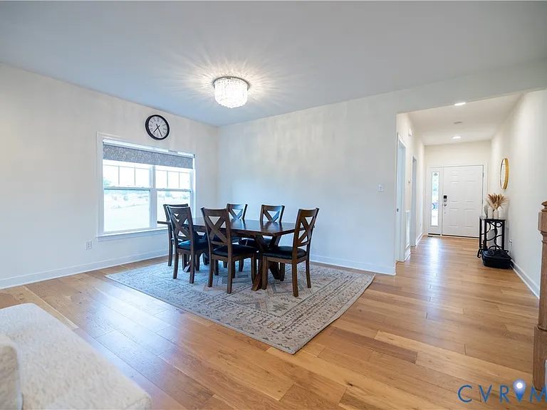 12194 Elnora Ln — Photo 10
