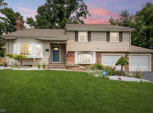 961 Cherokee Ct, Westfield, NJ 07090
