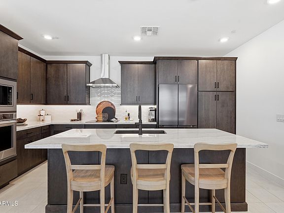 5th image of 11300 N CASA DEGA Drive #1013