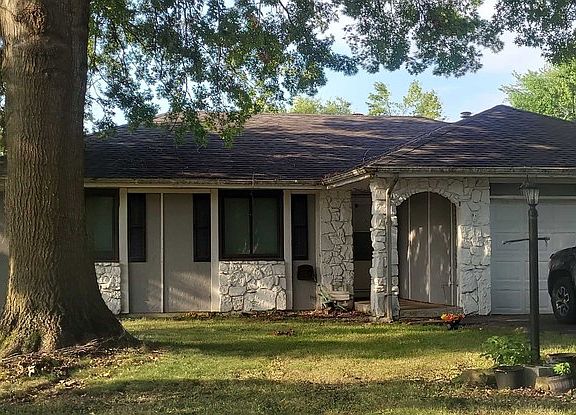 2nd image of 3314 W Winchester Rd