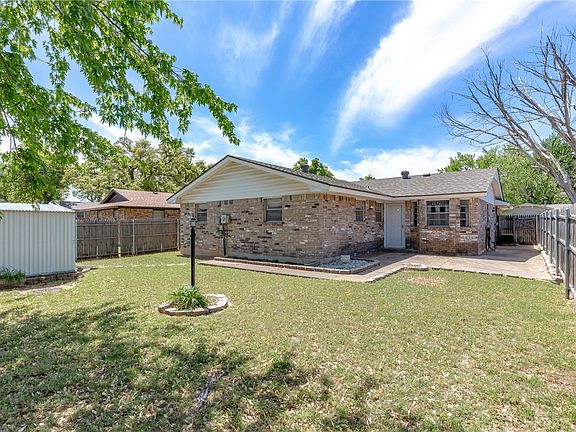 704 Greenvale Rd, Oklahoma City, OK 73127 | Zillow