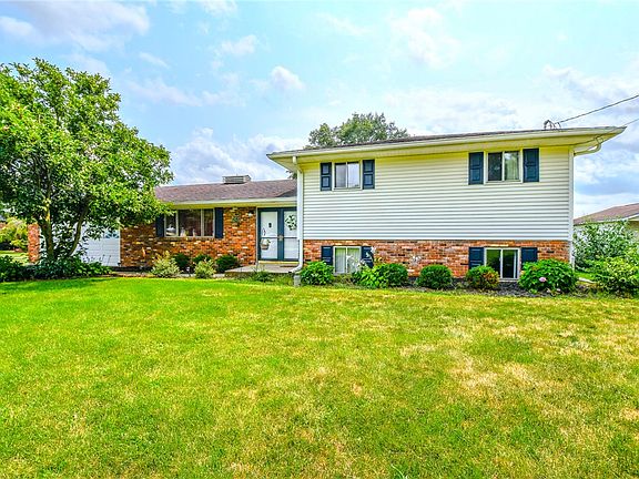 2nd image of 10833 Kendig Rd
