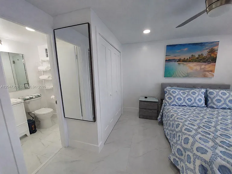 400 Golden Isles Dr #47 — Photo 9