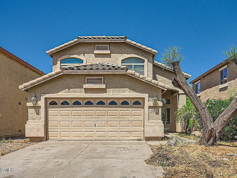 28346 N Gold Ln