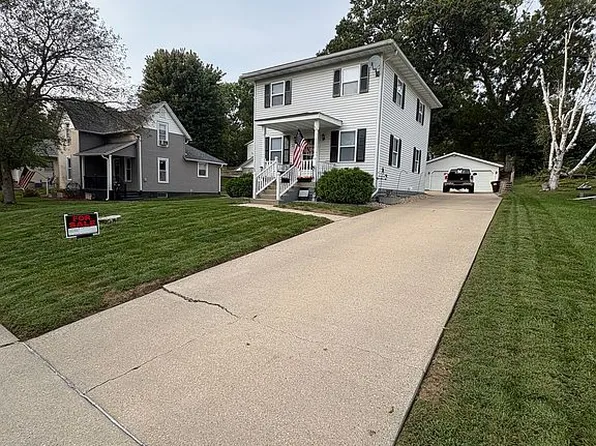 204 Towne St, Morrison, IL 61270