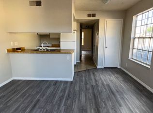916 San Pedro Dr SE APT 1, Albuquerque, NM 87108