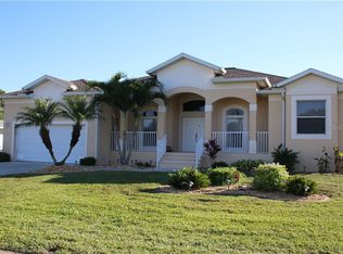 260 Caddy Rd, Rotonda West, FL 33947