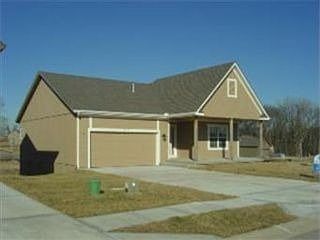 5th image of 9610 N Adrian Pl