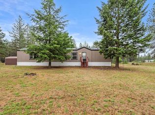 4910 E Chattaroy Rd, Chattaroy, WA 99003