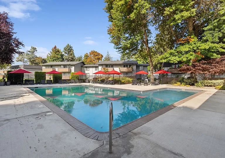 ReNew Lea Hill — Photo 41