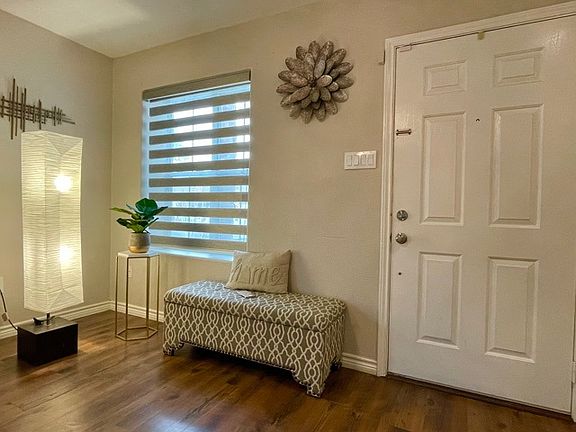 3rd image of 11167 Carrizo Dr