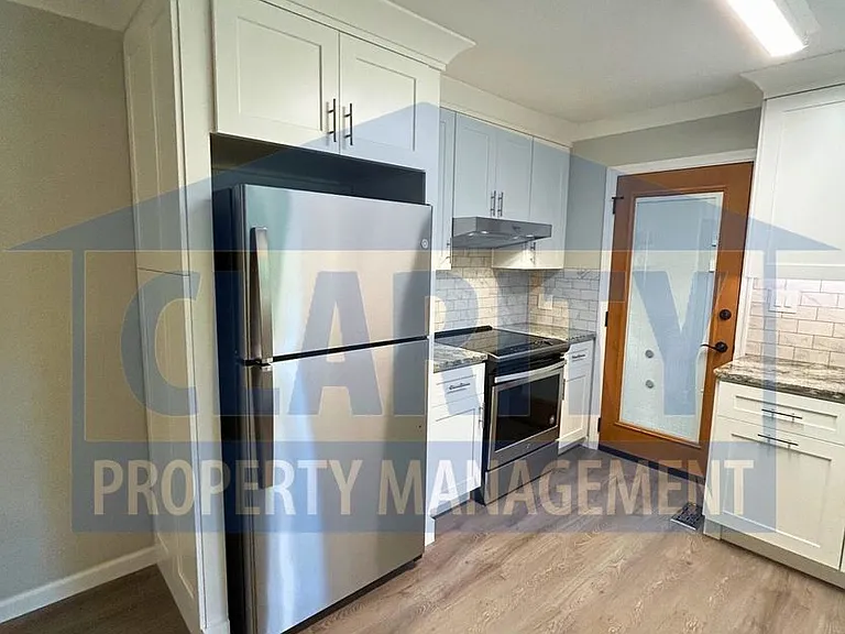 505 24th St NW — Photo 13