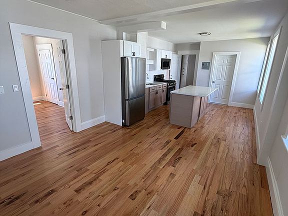 5th image of 1 Webb St #1