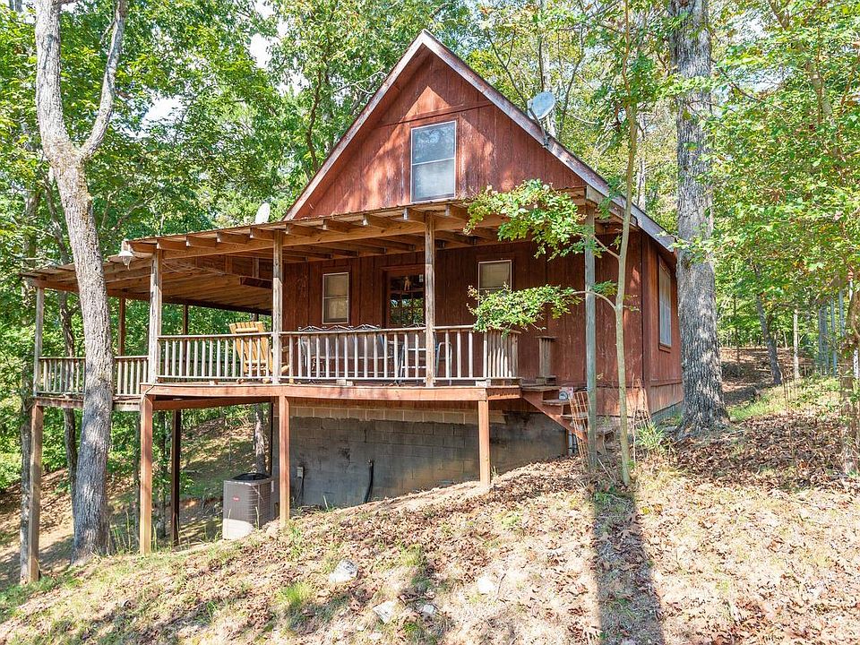 1st image of 346 Cypress Cir