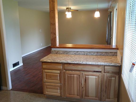 5th image of 1025 Alder Dr