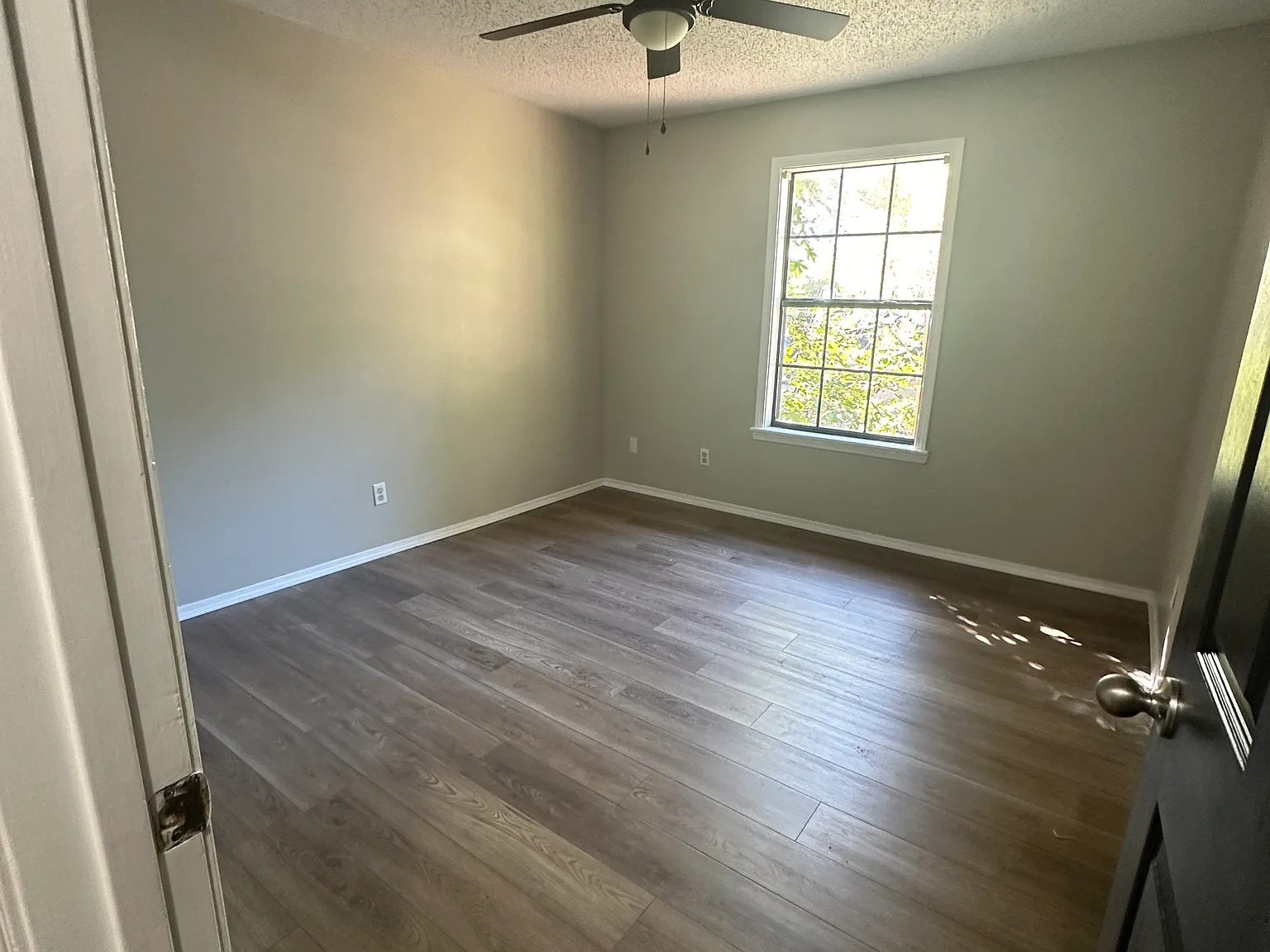 3 bed, 1688 sqft, $1,500 — Photo 4
