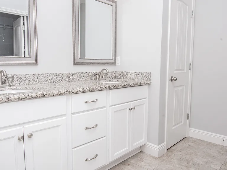5567 Galaxy Dr — Photo 9