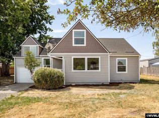 1808 Gilbert Dr, Lebanon, OR 97355