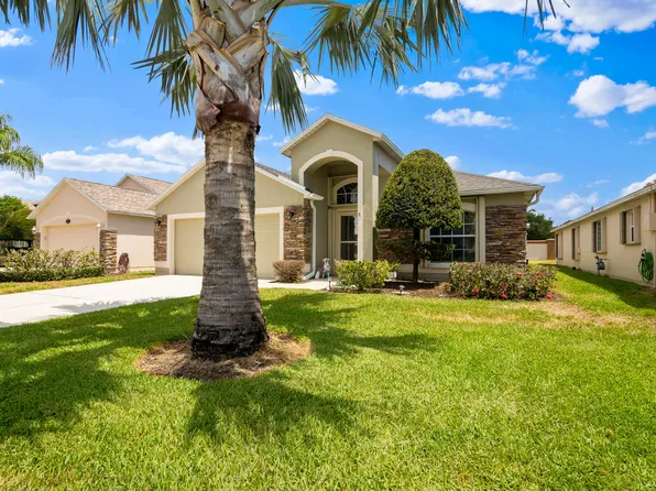 1390 Lago Mar Dr, Melbourne, FL 32940