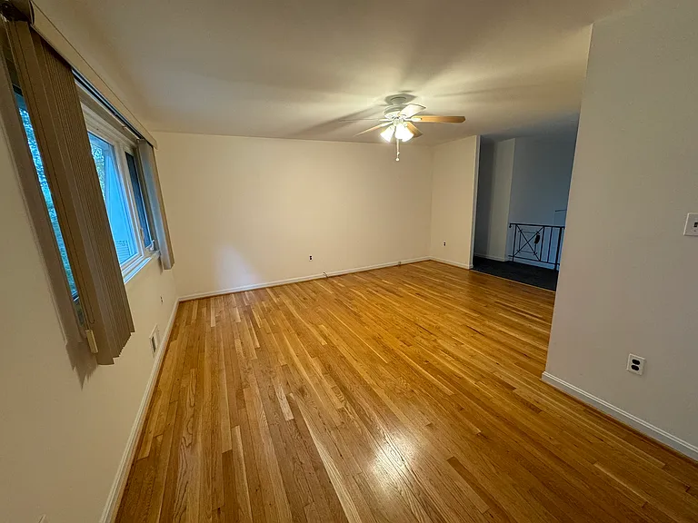 100 Periwinkle Ct — Photo 9