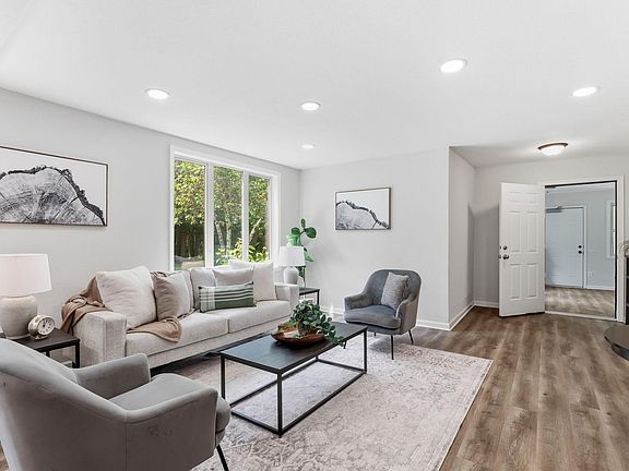 5th image of 3122 174th Ave NW