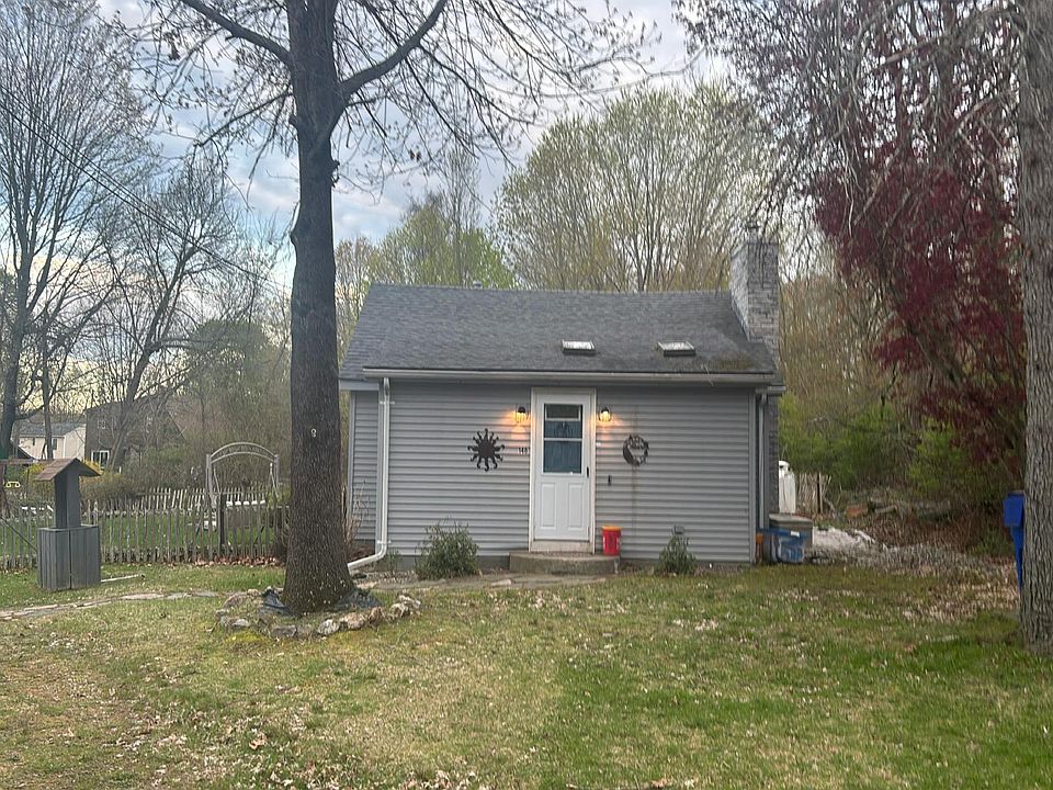 1st image of 148 Forest Rd