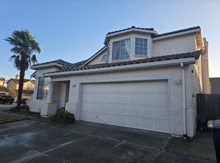 1204 Pickford Way, Salinas, CA 93906