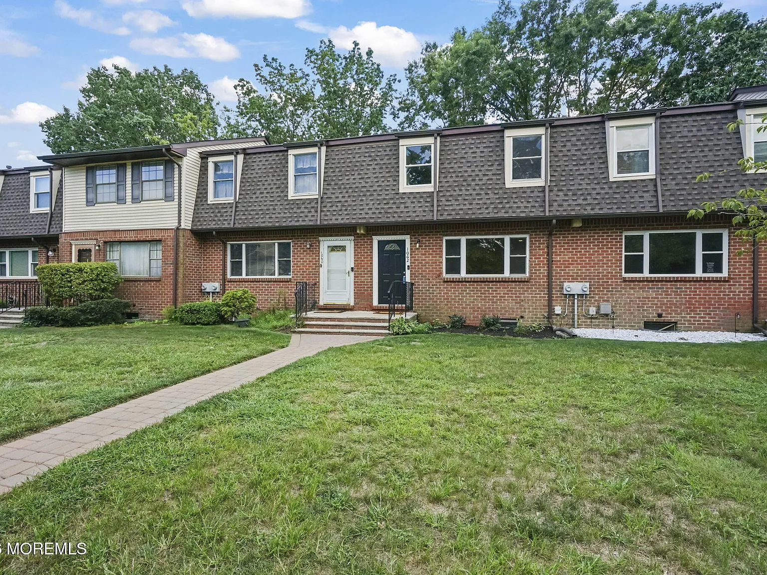 2 bed, 1.5 bath, 1200 sqft, $2,750 — Photo 4
