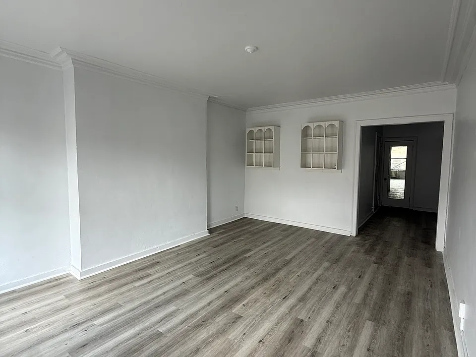 621 Maryland Ave #6