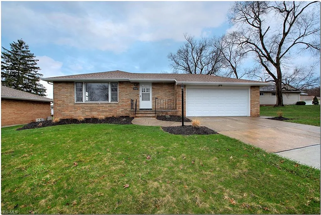 23565 Lawrence Rd photo 1