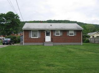 1926 Burma Rd, Salem, VA 24153