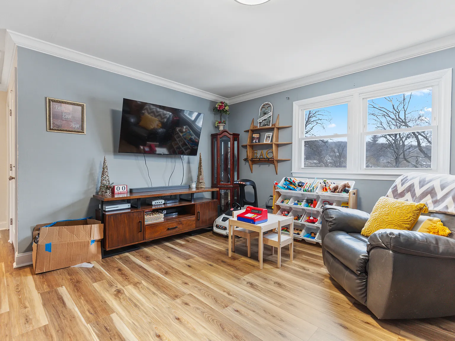 2 bed, $2,477 — Photo 4