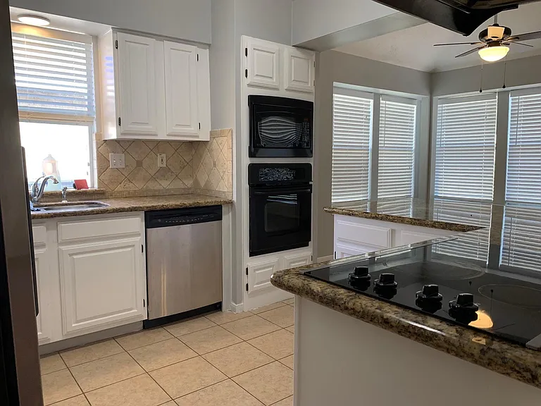 3111 Lazy Brook Dr — Photo 7