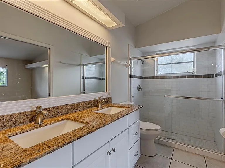 9084 Caloosa Rd — Photo 17