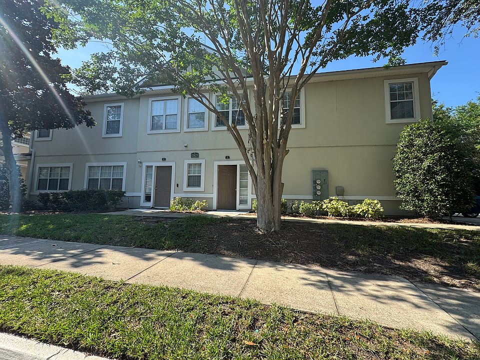1st image of 12423 Forest Lake Cir N APT 3