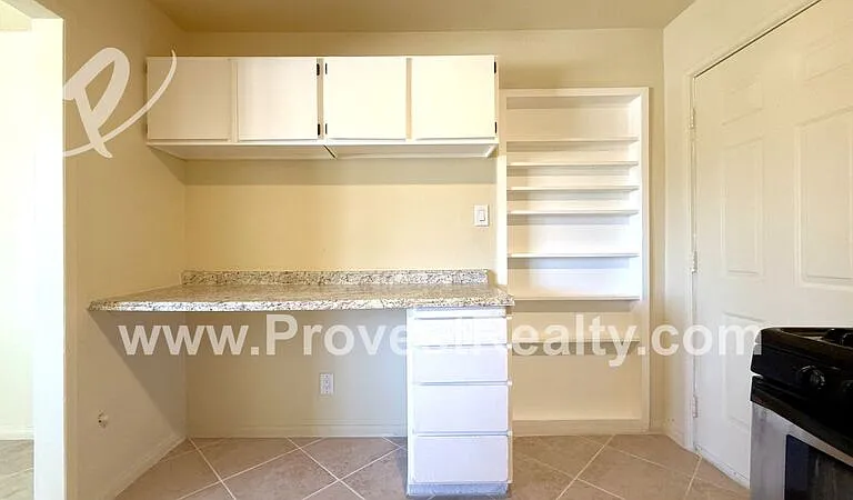 15034 Sequoia St #B — Photo 7