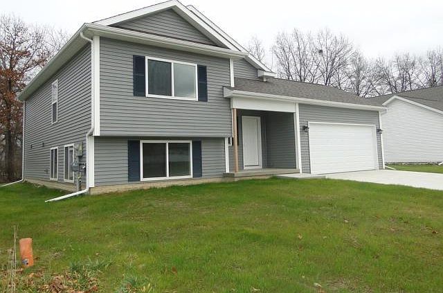 1st image of 3194 Centennial Oak Ct