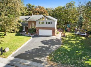 7360 Palos Ave, Palos Heights, IL 60463