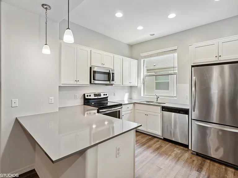 McCormick — Photo 17