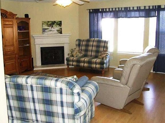 Open living area with Gas Fireplace 19x18