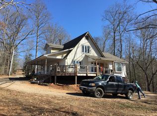 202 Chapel View Dr, Franklin, NC 28734