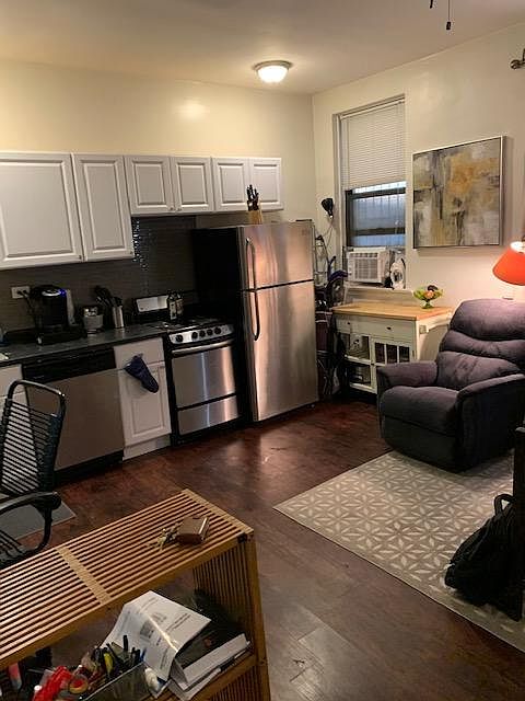1st image of 3345-105 N Marshfield Ave