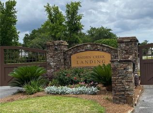 115 Marsh Oaks Dr, Waverly, GA 31565