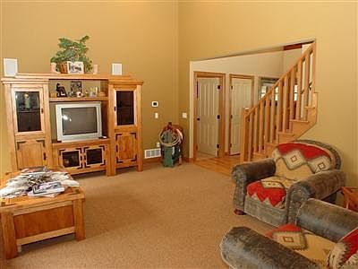 5th image of 6956 Highland Dr E
